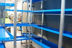 Търговско оборудване за ван с алуминиева рамка и стоманени рафтове – Renault Master L3 H2