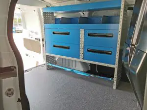 отворени рафтове шкаф за бус