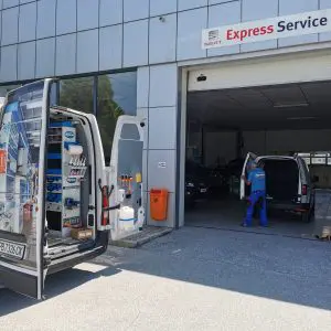 демонстрация с демован