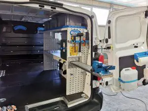 Изваждаща се опора за менгеме