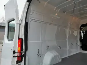 Изляти стенни панели от ABS