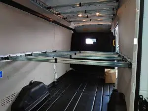 транспорт облекло бус 