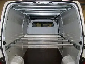 Хоризонтално разположени прътове на две нива