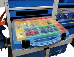 Преносимо куфарче с прозрачен капак