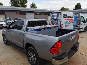 Оборудване за Toyota Hilux