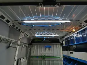 превоз на товари таван на бус