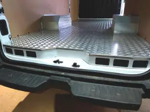 стоманени арки на калниците