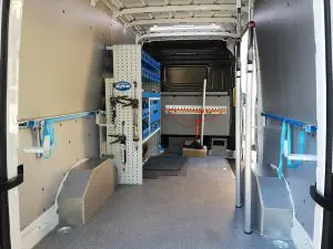 Укрепване на товари Различни видове релси и ремъци