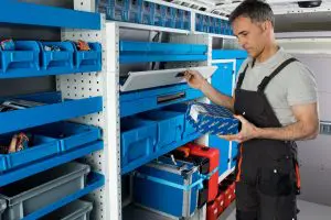 Отваряща се надолу вратичка