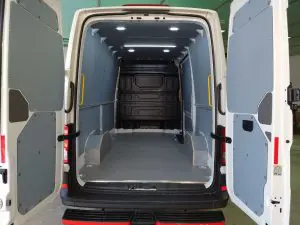 Оборудван бус МАН