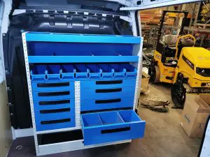 шкаф за инструменти бус