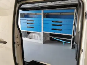 шкаф с чекмеджета бус