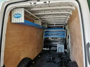 минибус за мотори