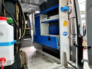 стоманен шкаф бус