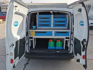 шкаф задни врати бус