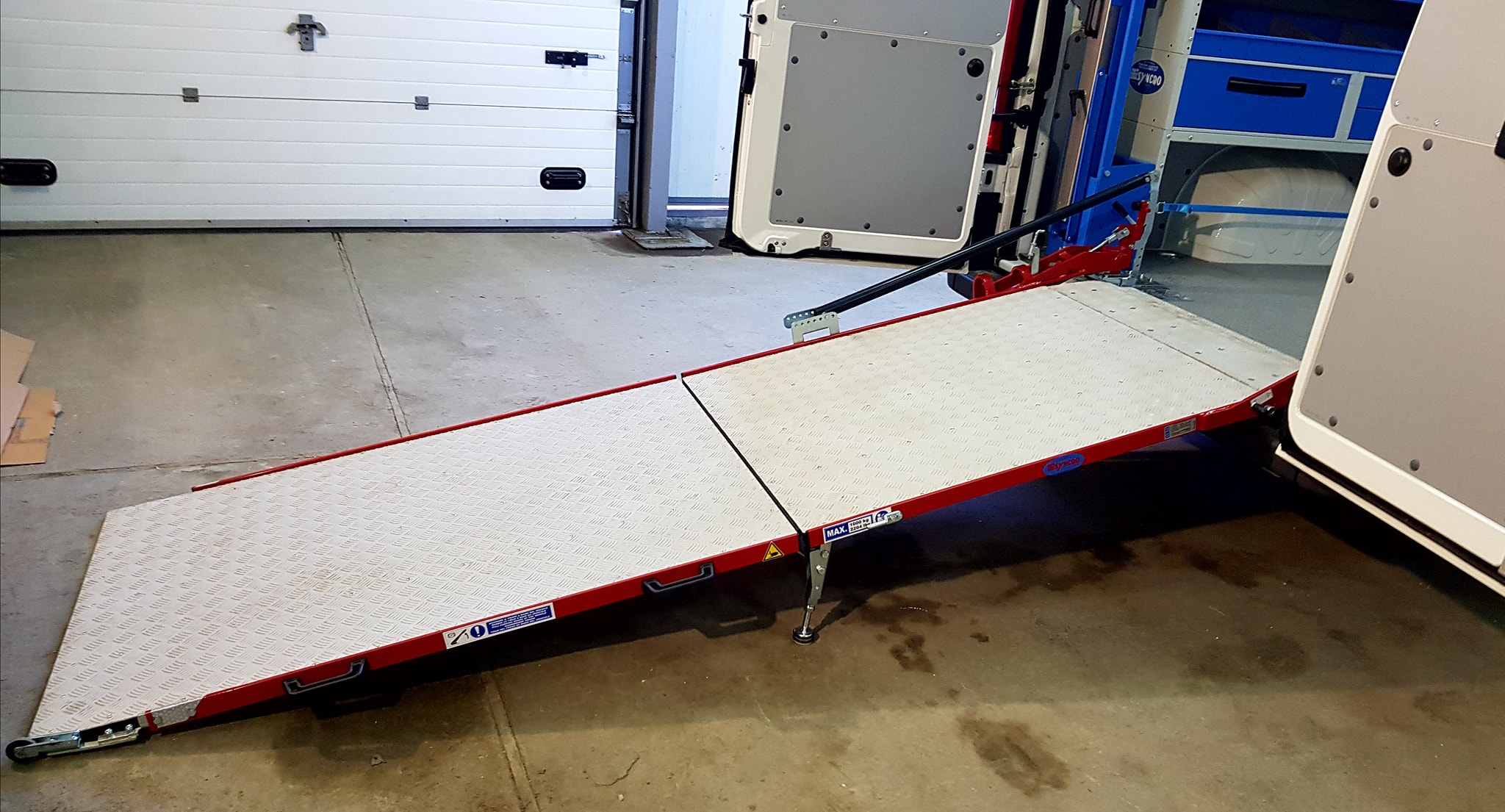 товарна рампа за бус