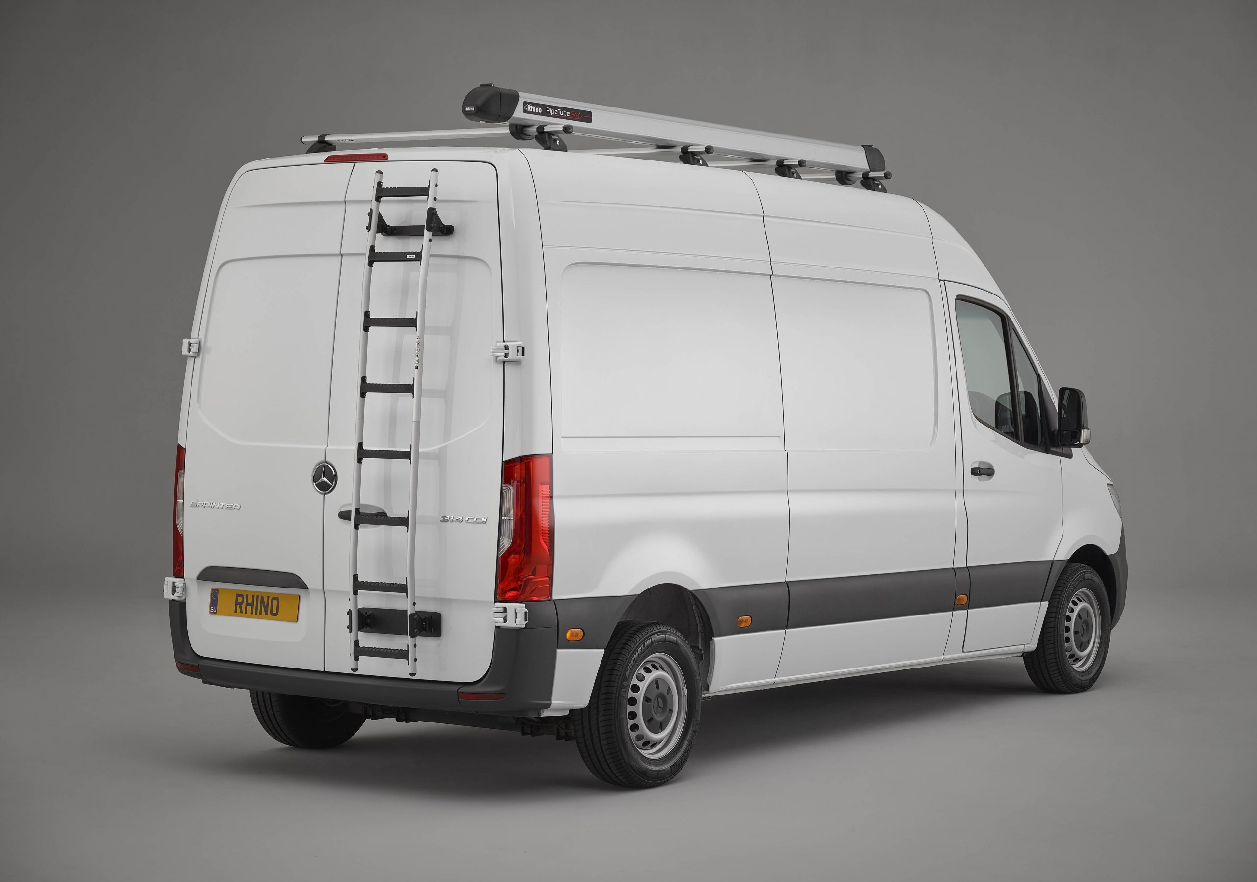 багажник и стълби за бус